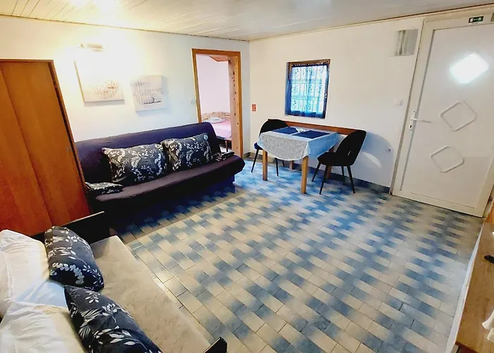 House بولا