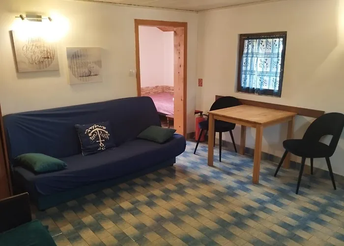 Semesterbostad House